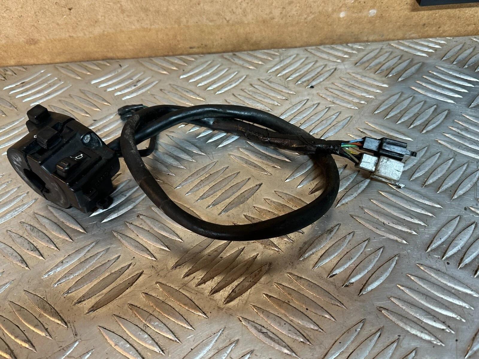 Honda CBF125 Left Switch Gear Headlight / Horn / Indicators Switch 2012 CBF 125