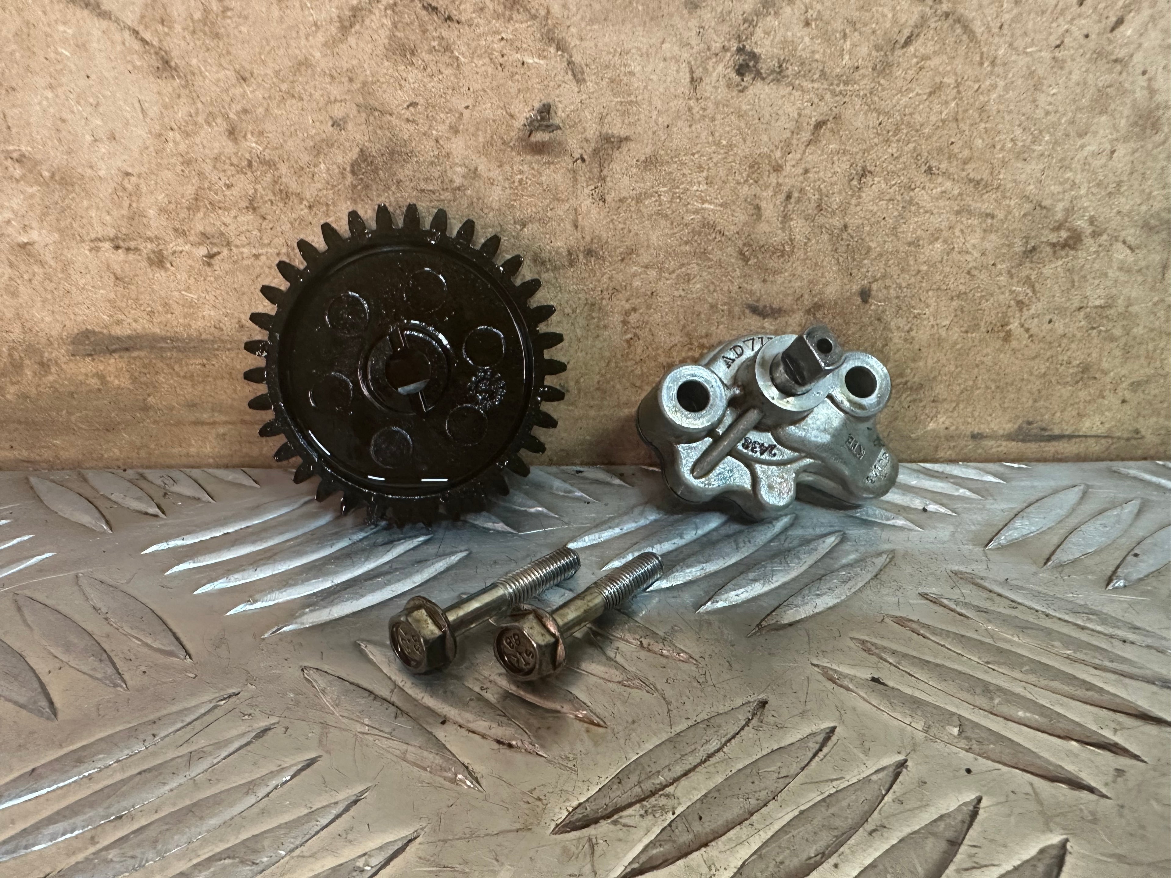 Honda CBF125 Engine Oil Pump 2012