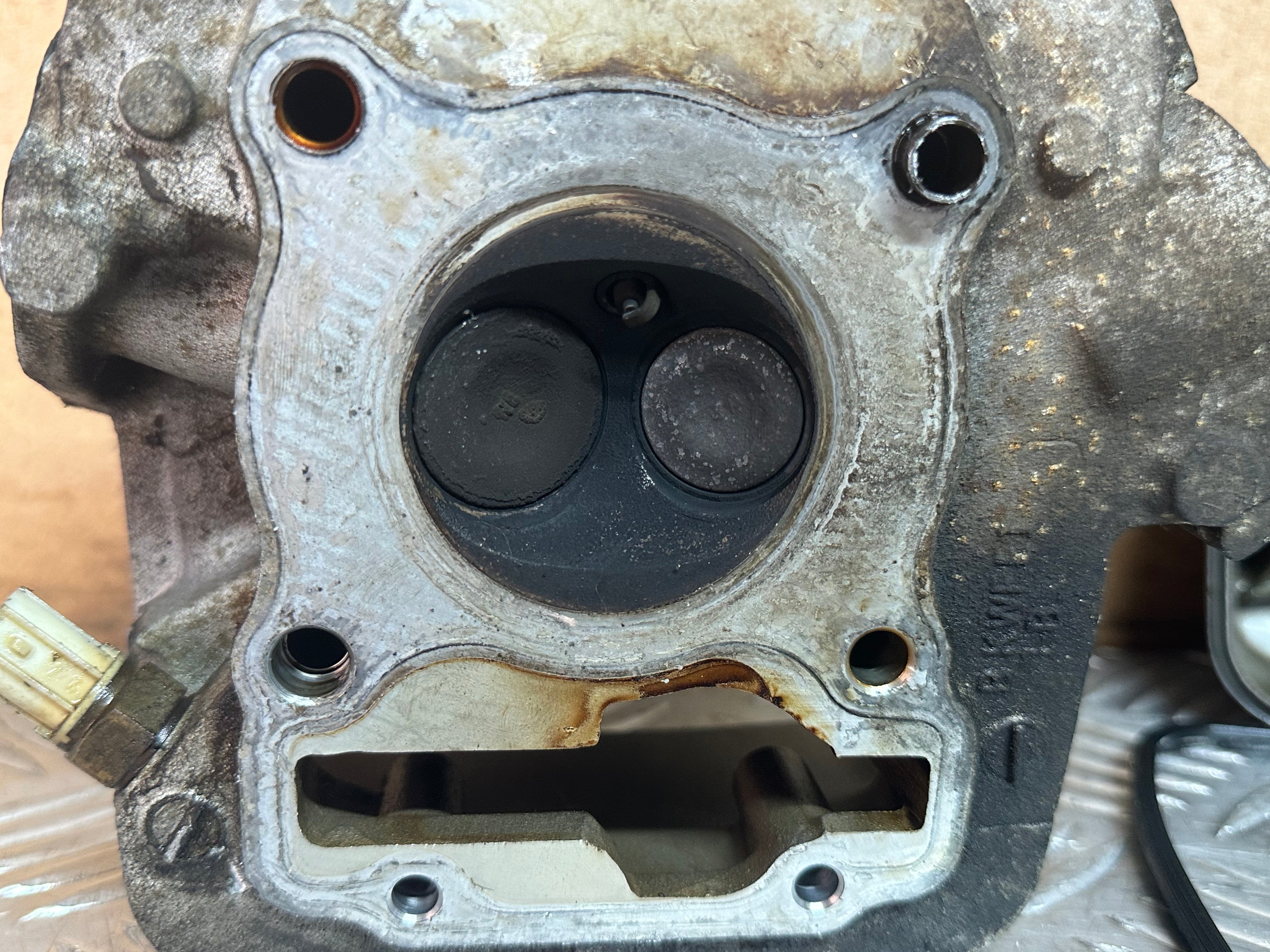 Honda CBF125 Engine Cylinder Head Complete With Valves & Cam 2012
