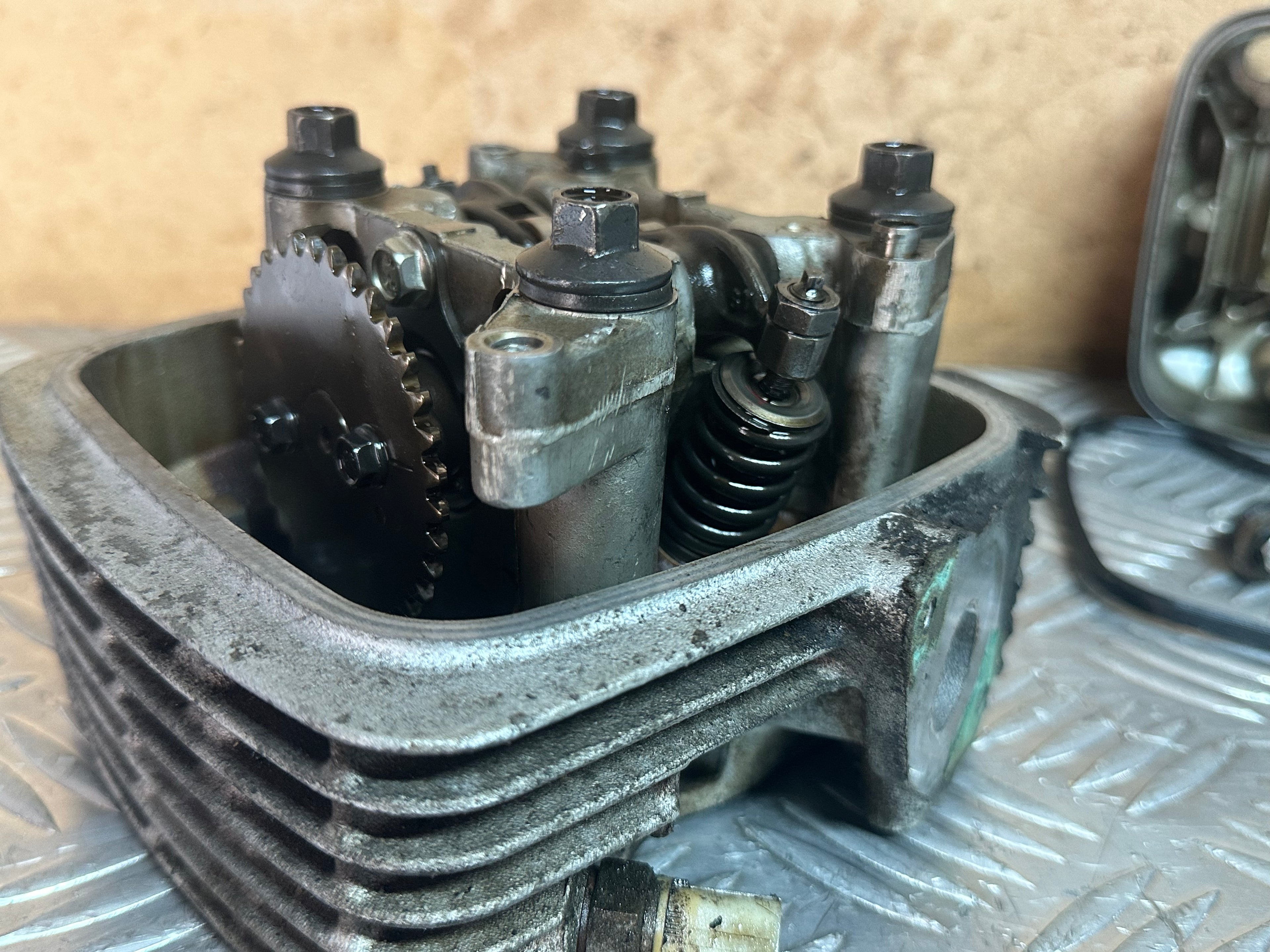Honda CBF125 Engine Cylinder Head Complete With Valves & Cam 2012