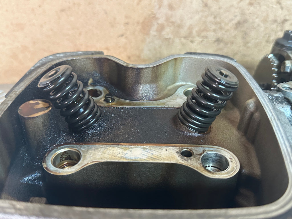Honda CBF125 Engine Cylinder Head Complete With Valves & Cam 2012