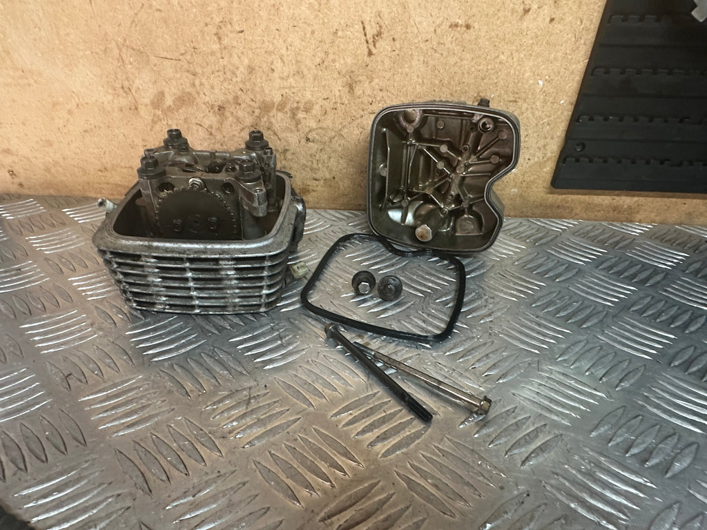 Honda CBF125 Engine Cylinder Head Complete With Valves & Cam 2012