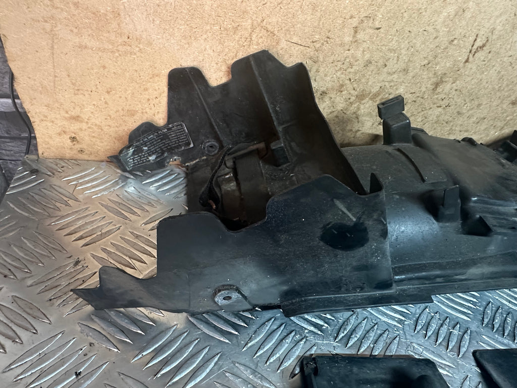 Kawasaki ZX600 Battery Tray Rear Undertray Fender F2 1996 Ninja ZX6R