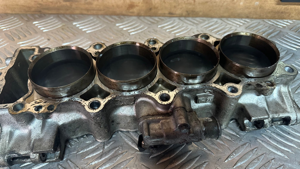 Kawasaki ZX600 Engine Cylinder Barrel With Pistons Used F2 1996 Ninja ZX6R