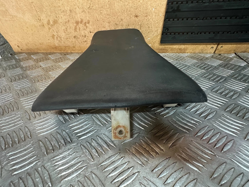 Kawasaki ZX600 Riders Seat Front Seat F2 1996 Ninja ZX6R