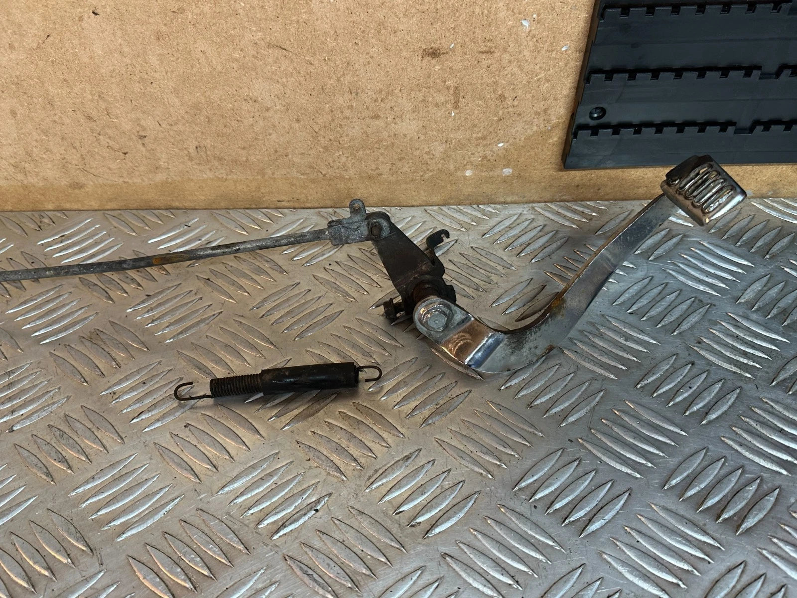 Honda CBF125 Rear Brake Pedal With Push Rod & Nut & Spring 2012 CBF 125