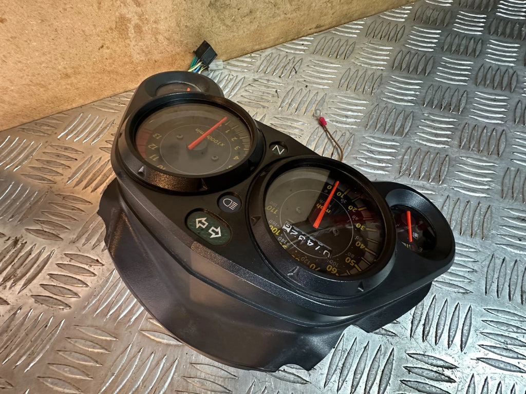Honda CBR125R Clocks Dash Speedo Tacho 2005 CBR 125