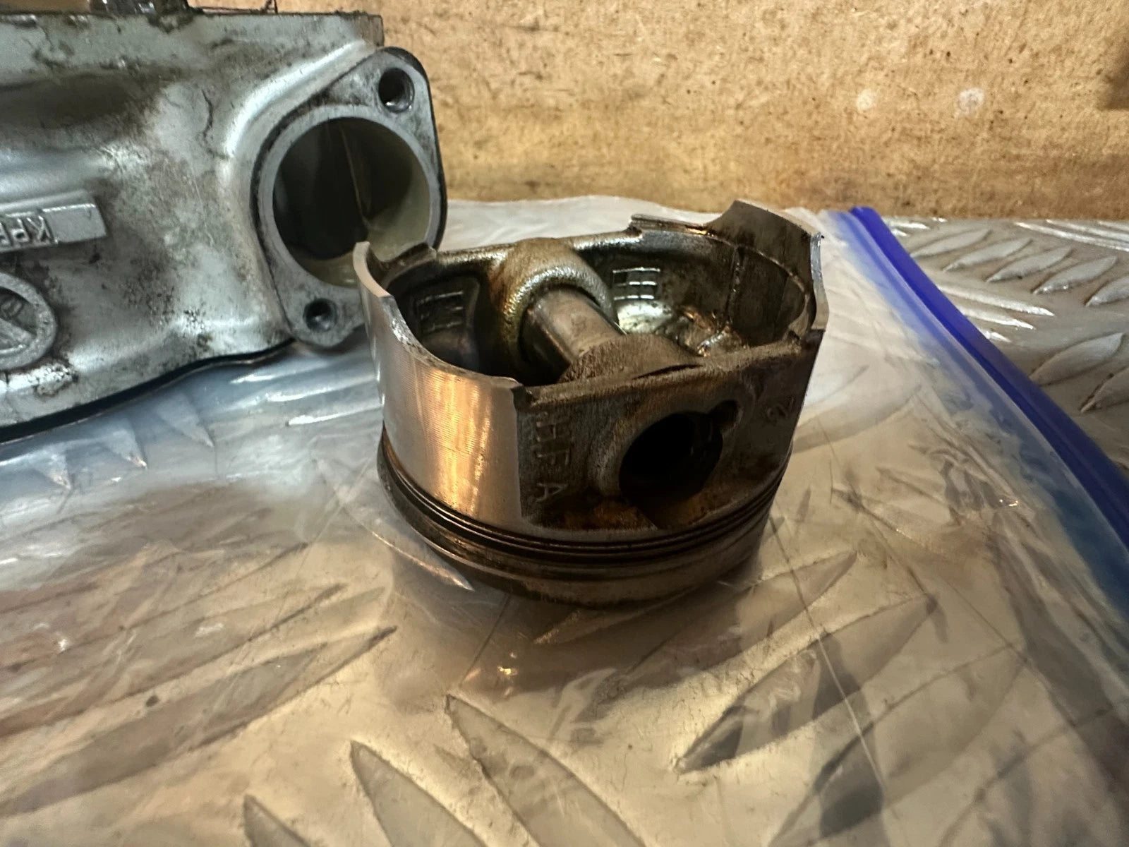 Honda CBR125R Engine Cylinder Barrel & Piston VGC Carb Model CBR125 2005 CBR 125