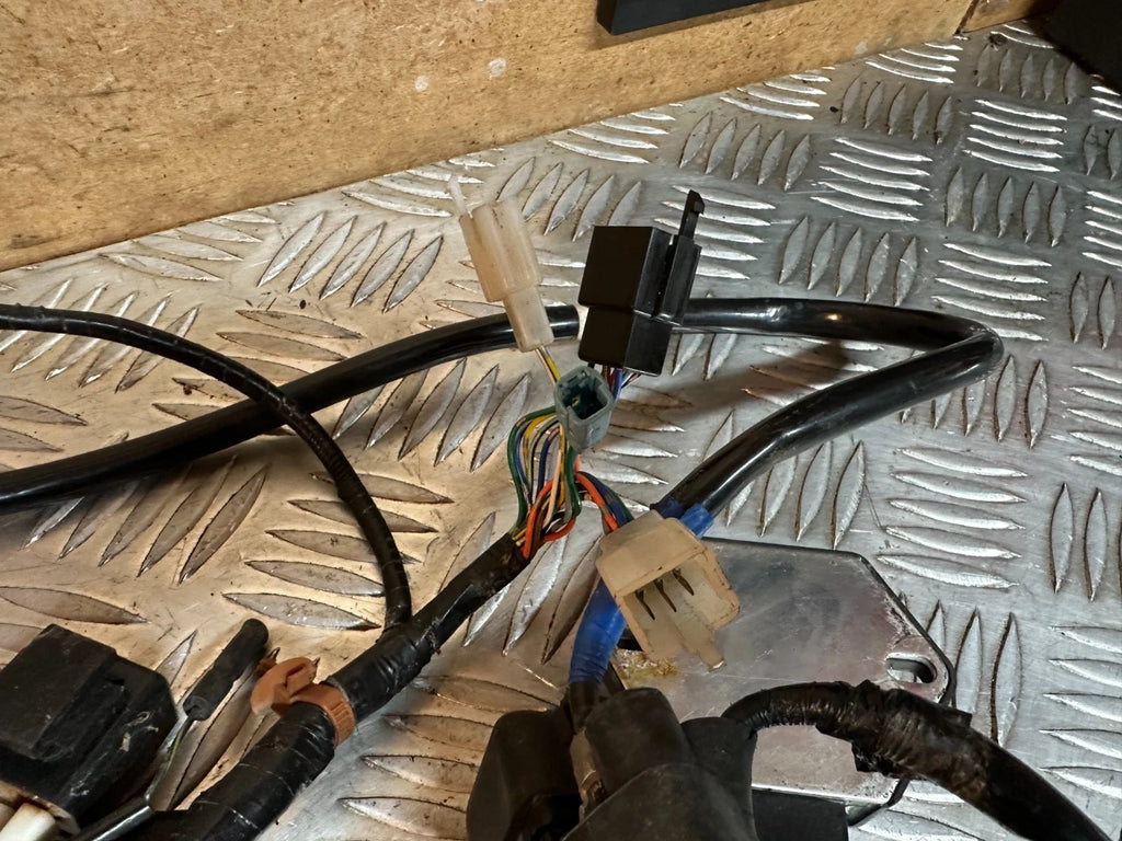 Honda CBR125R Wiring Loom Harness Complete with Regulator 2005 CBR 125