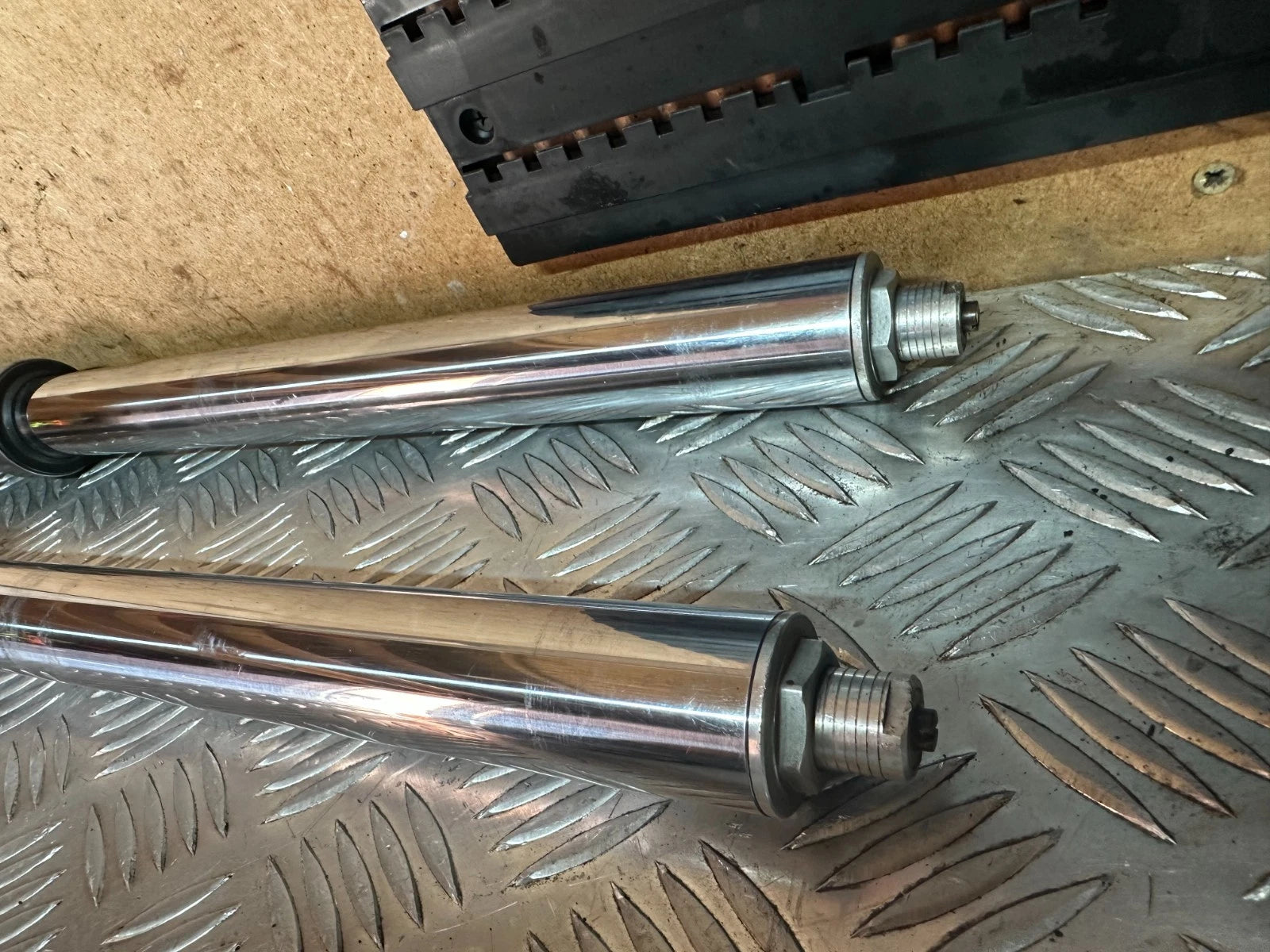 Kawasaki ZX600 Front Fork Legs Pair Forks Shocks Suspension ZX6 ZXR 1996 ZX600R