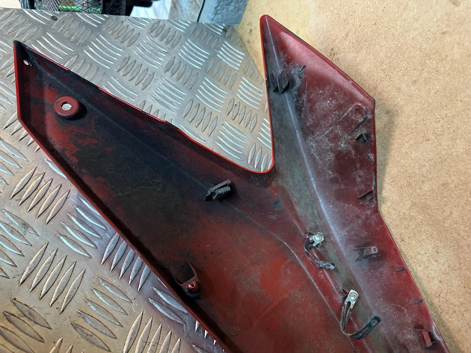 Honda CBF125 Left Hand Side Panel Fairing Red 2012 LH CBF 125