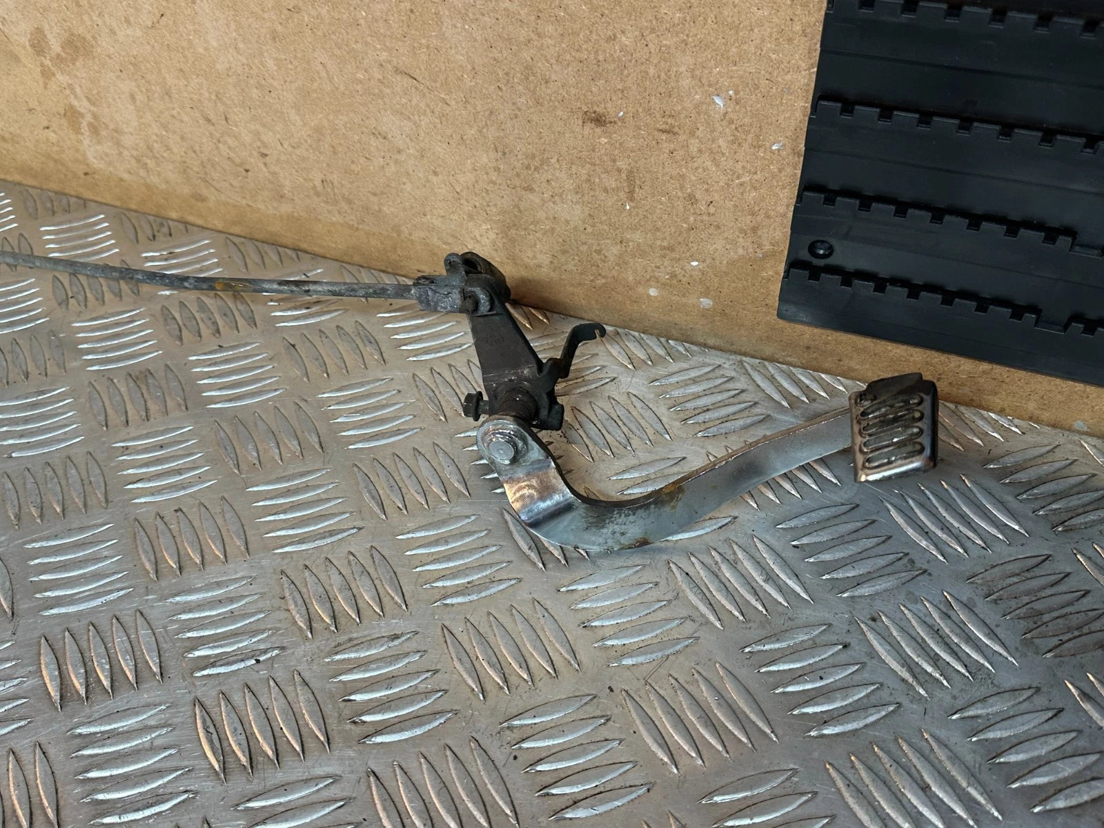 Honda CBF125 Rear Brake Pedal With Push Rod & Nut & Spring 2012 CBF 125