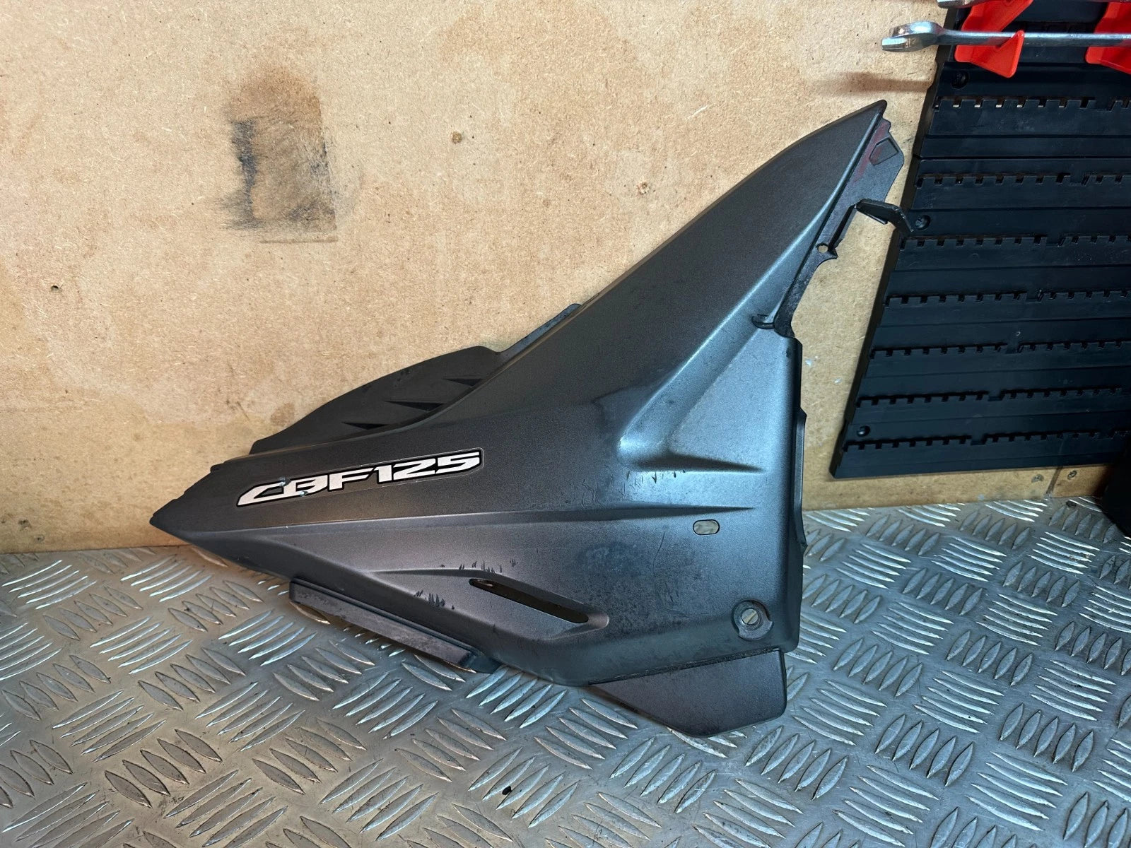 Honda CBF125 Right Side Panel Fairing RH 2012 CBF 125