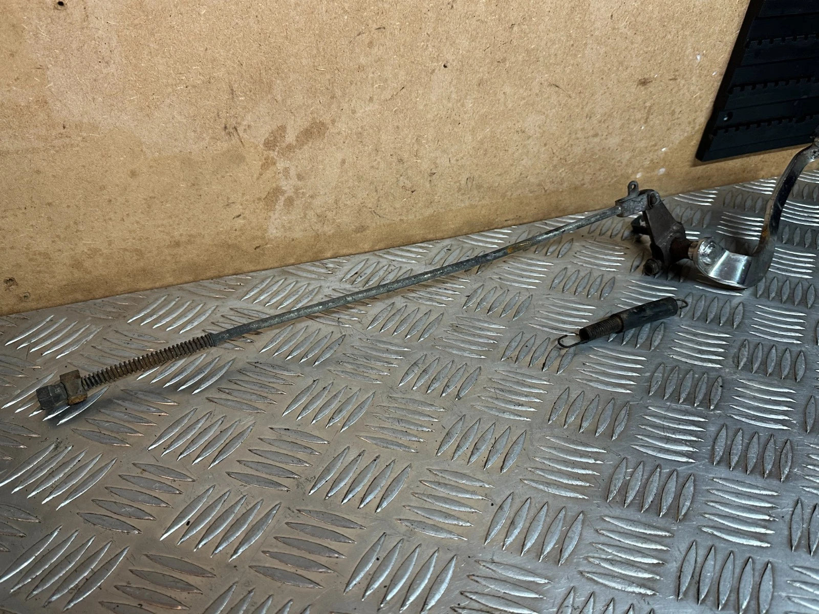 Honda CBF125 Rear Brake Pedal With Push Rod & Nut & Spring 2012 CBF 125