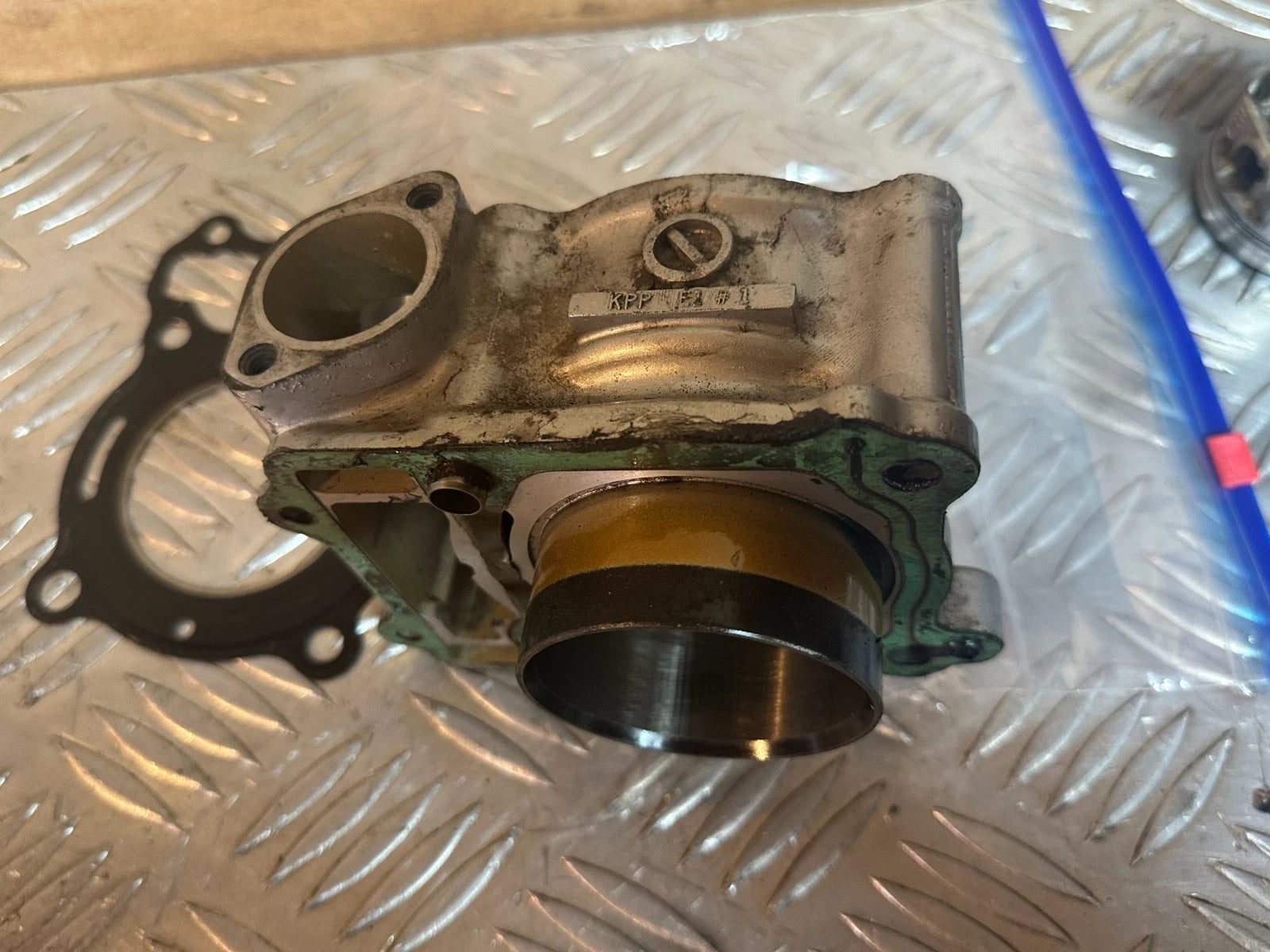 Honda CBR125R Engine Cylinder Barrel & Piston VGC Carb Model CBR125 2005 CBR 125