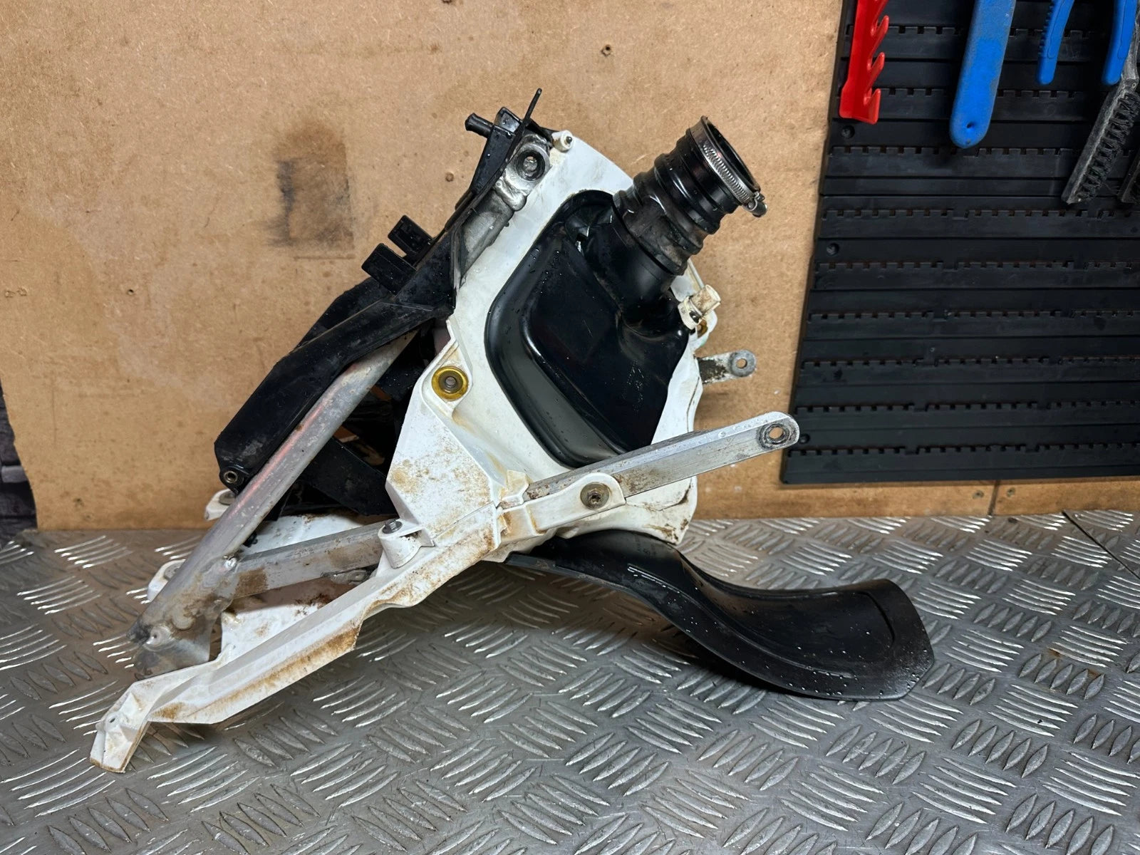 KTM SXF 350 Rear Subframe + Airbox + Battery Tray Rear End Good SXF350 XCF SX-F