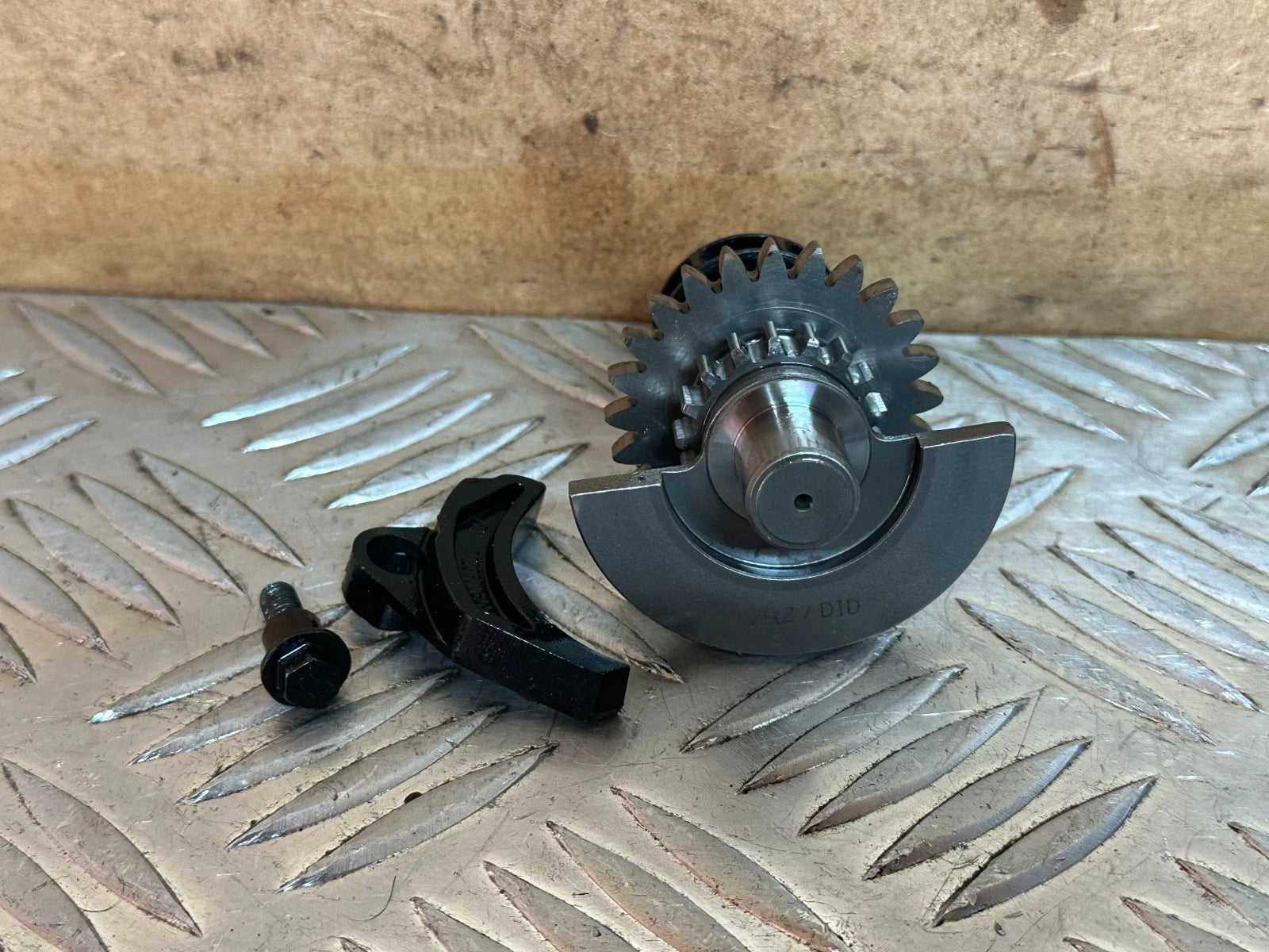 KTM SXF 350 Engine Water Pump Impeller & Balance Shaft Gear SXF350 XCF SX-F