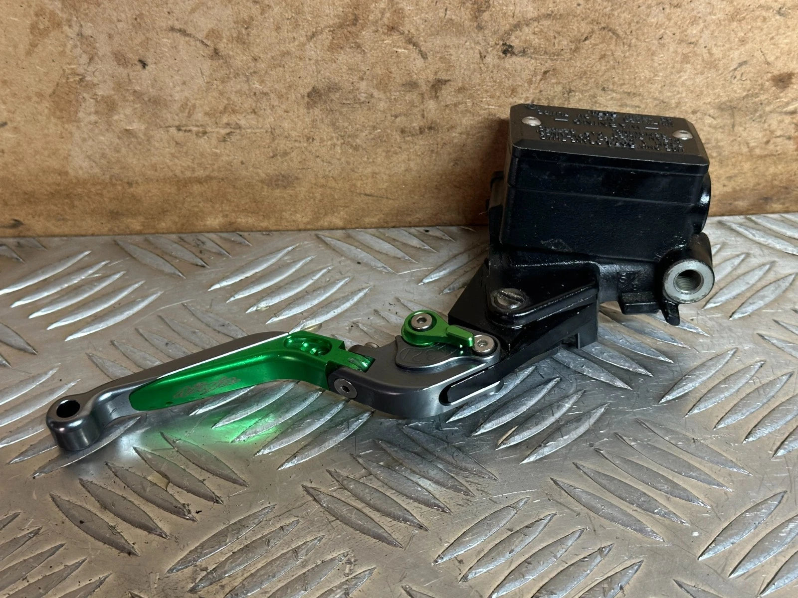 Kawasaki ZX600 Front Brake Master Cylinder & CNC Flex Lever 1996 ZX600R Ninja
