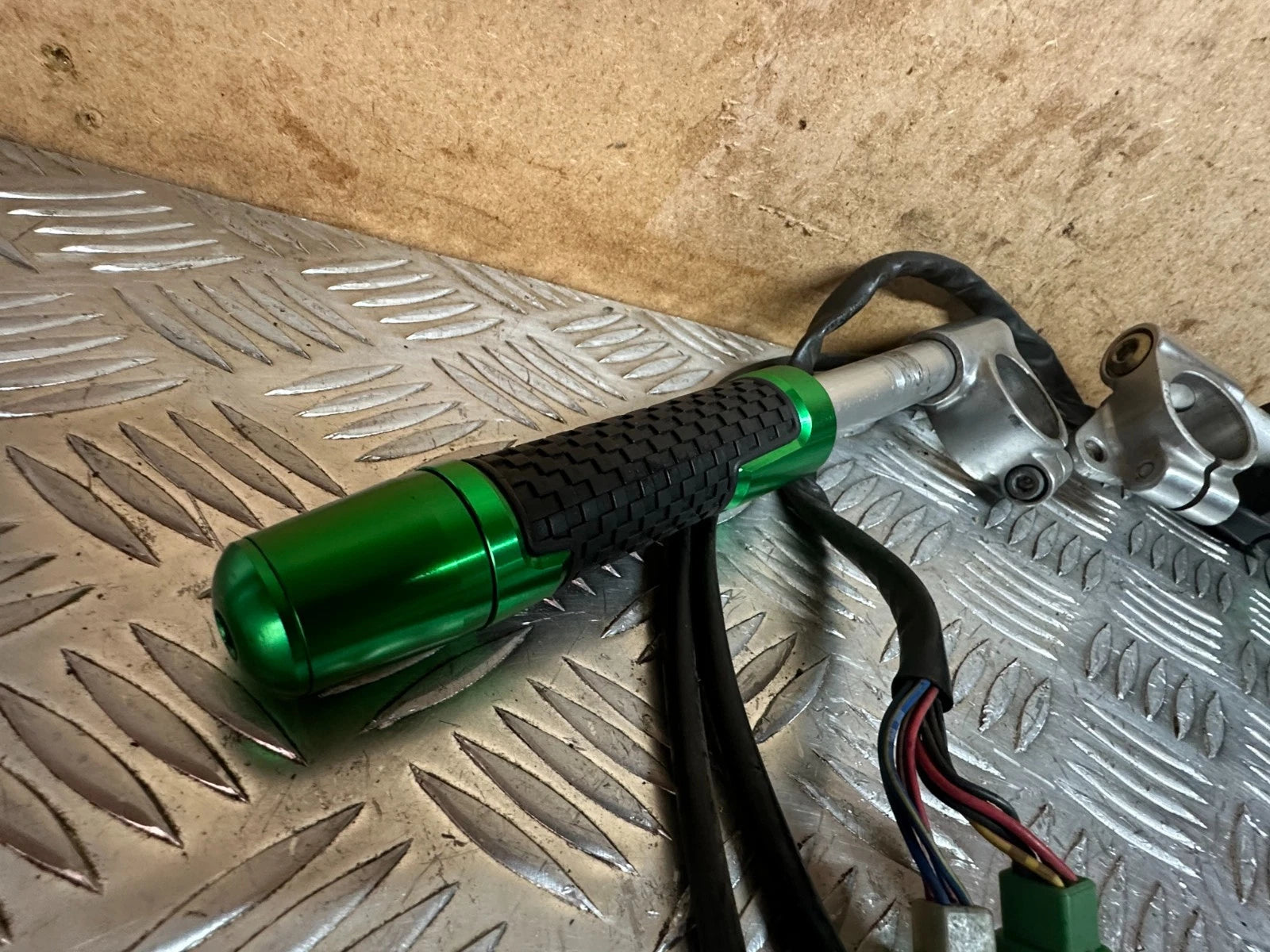 Kawasaki ZX600 Handlebars Clip on Bars + 'Ninja' Grips & Switch Gear 96 ZX600R