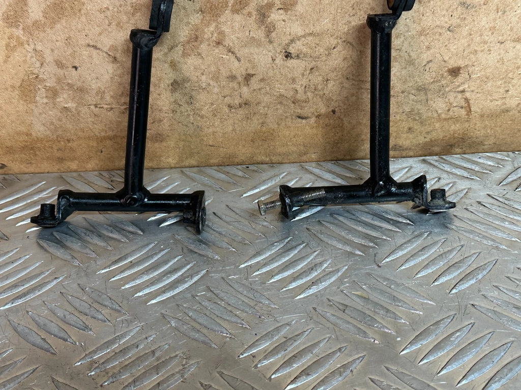 Kawasaki ZX600 Oil cooler Brackets Left & Right 1996 ZX6R Ninja ZX600R