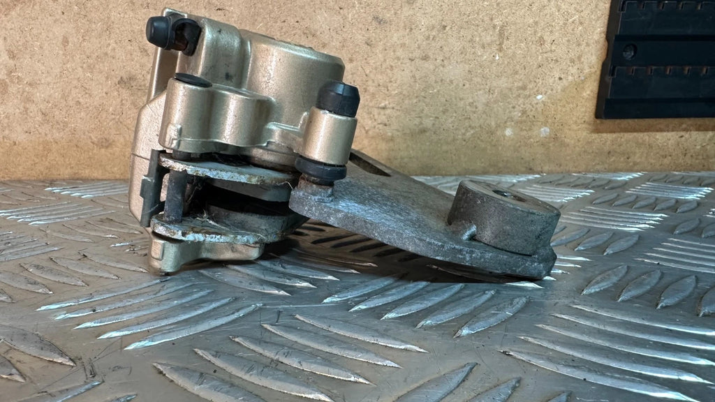 Honda CBR125R Rear Brake Caliper Back Cally Carb Model CBR125 2005 CBR 125