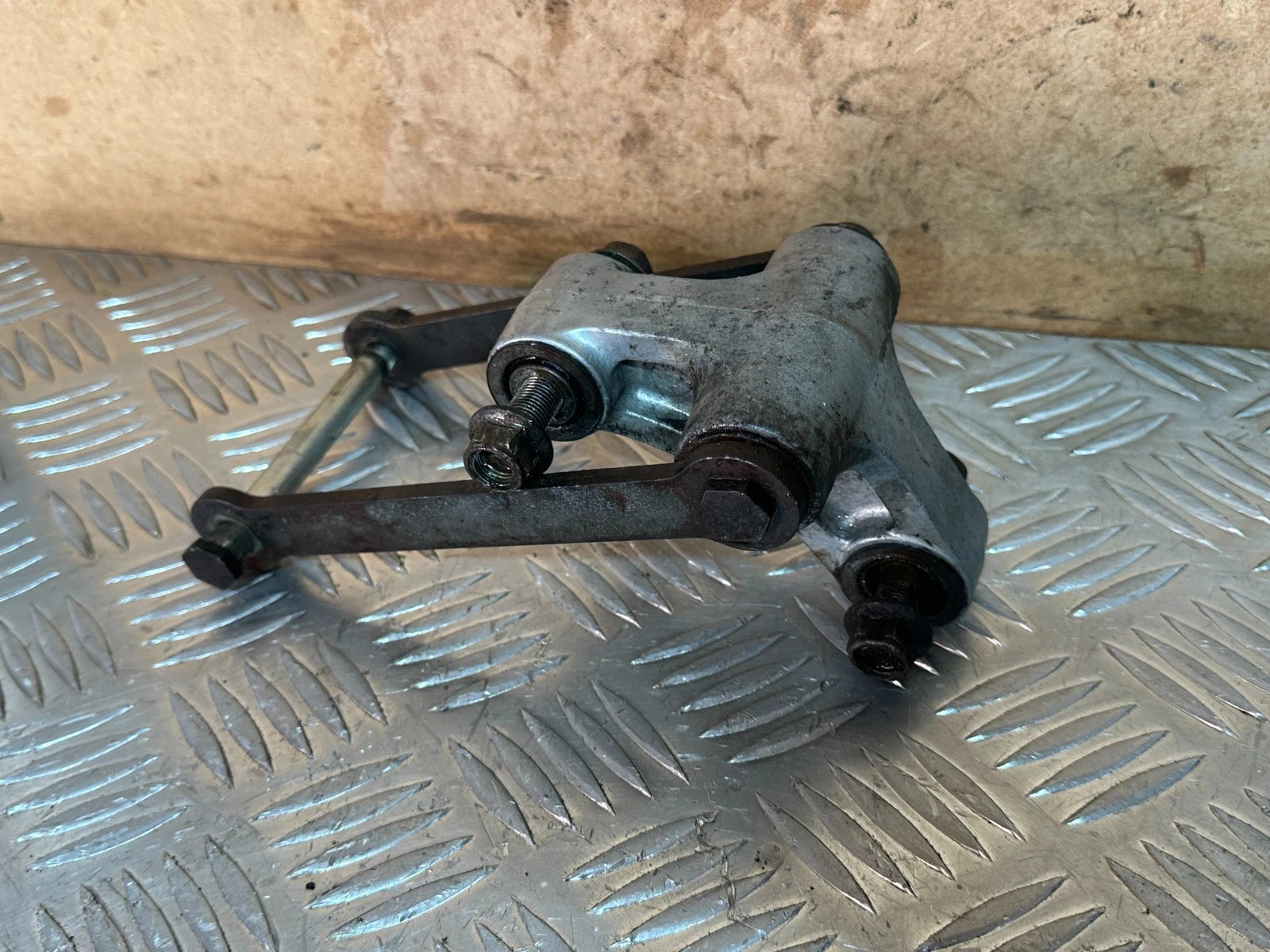 Kawasaki ZX600 Rear Shock Linkage W Dog Bones / Arm ZX6 ZXR 1996 ZX600R