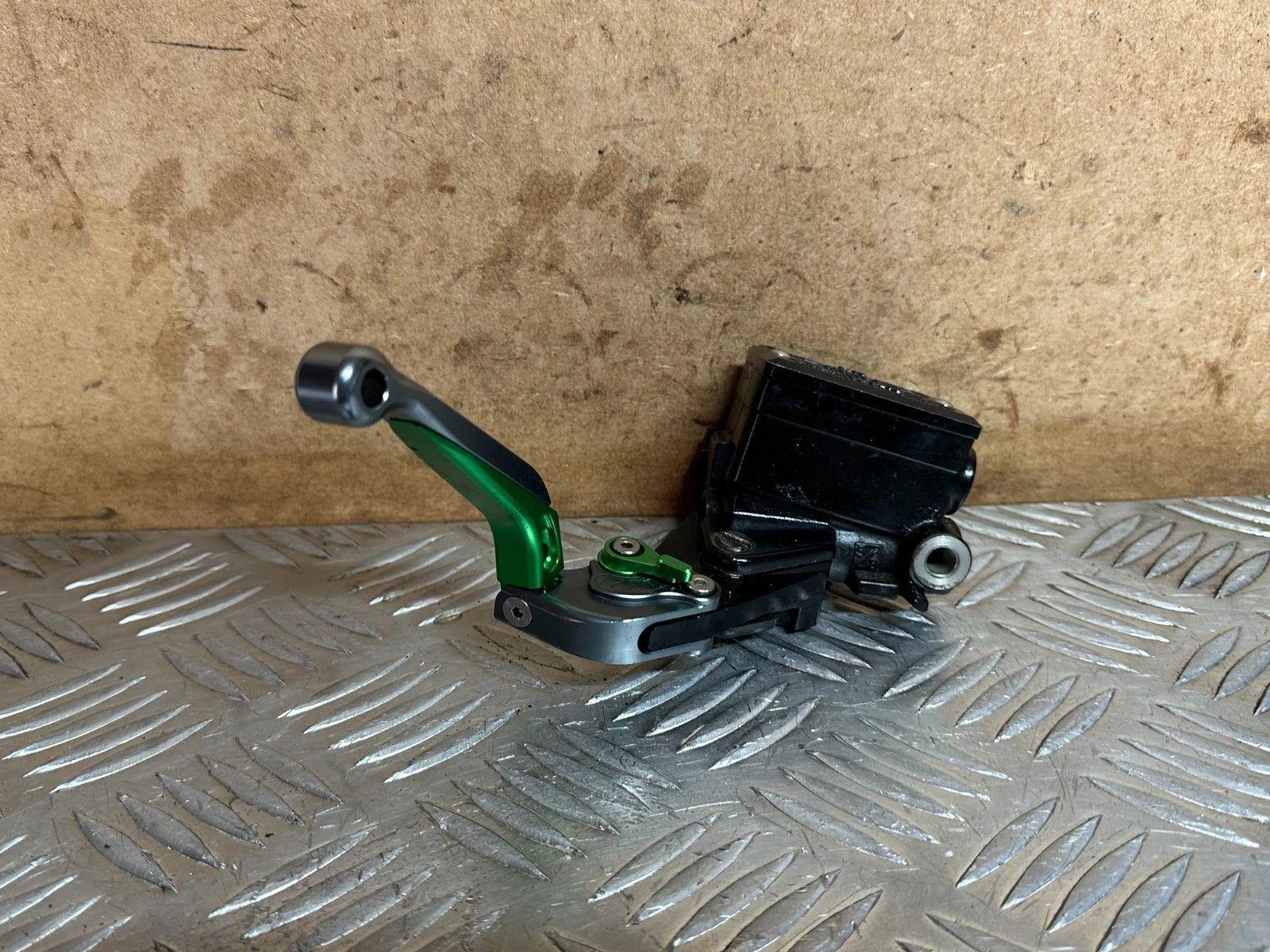 Kawasaki ZX600 Front Brake Master Cylinder & CNC Flex Lever 1996 ZX600R Ninja