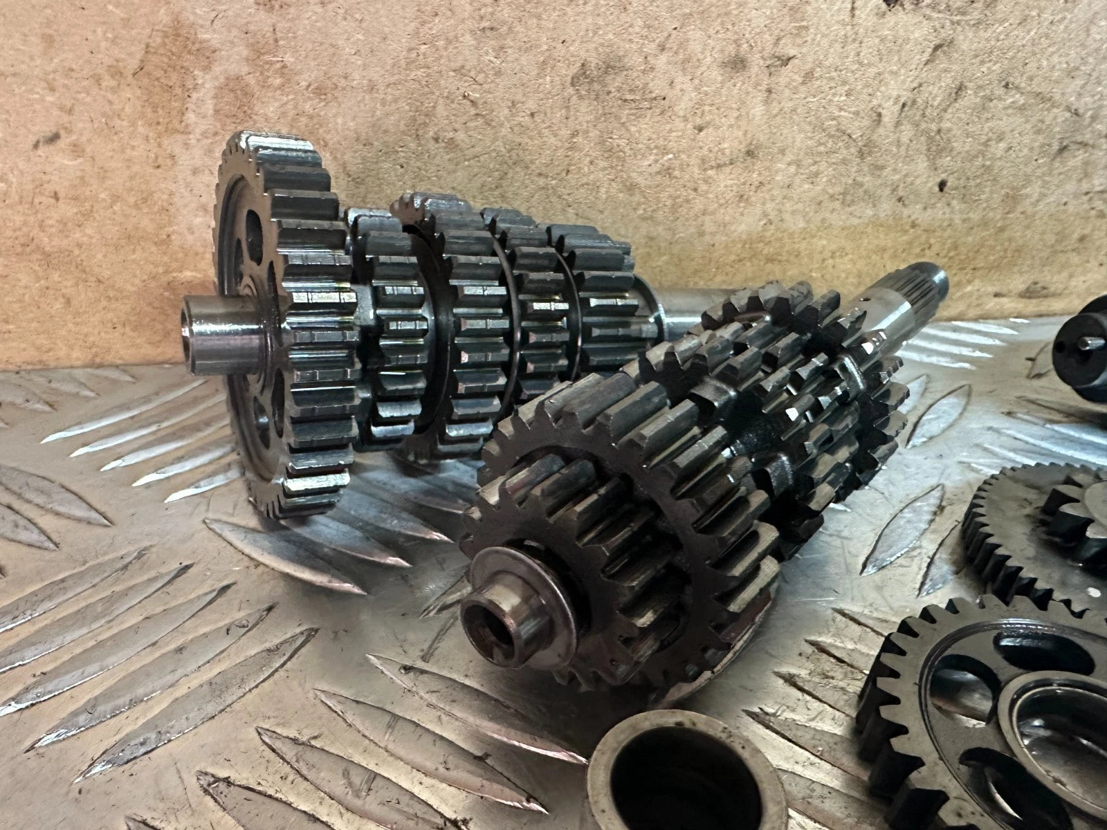 Honda CBR125R Gearbox Complete With Selector Drum & Forks CBR125 2005 CBR 125