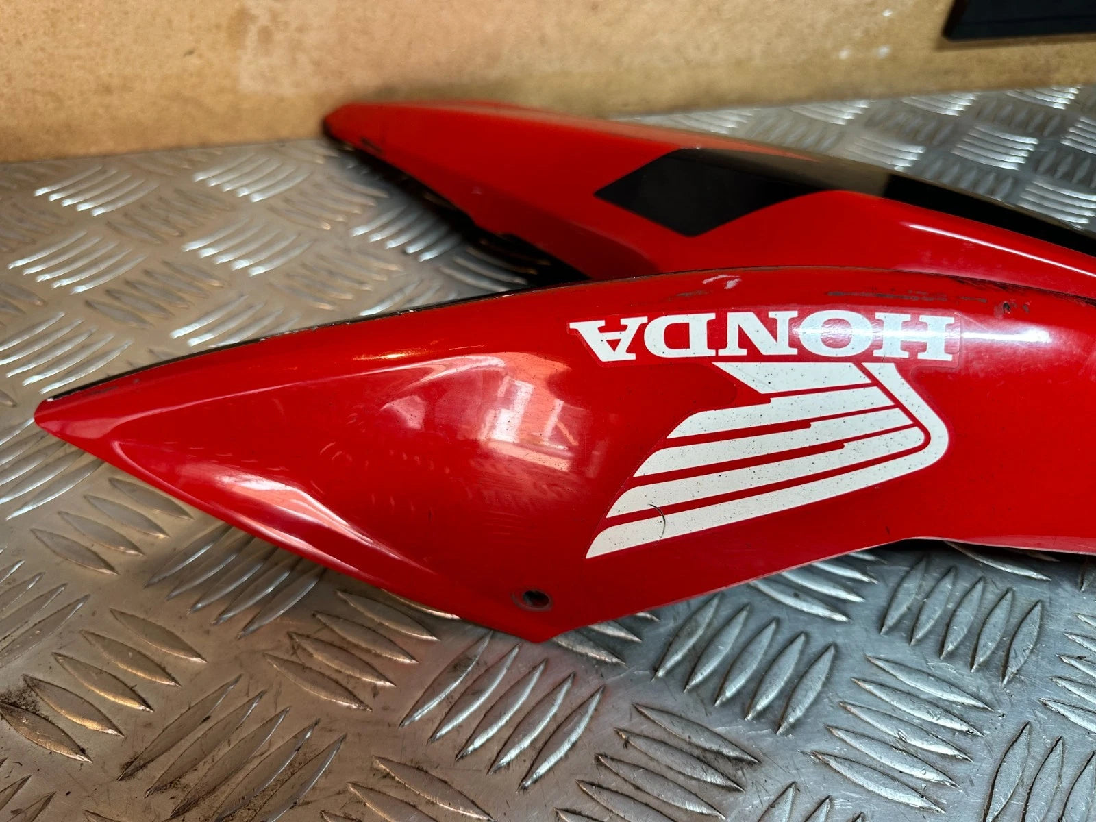 Honda CBF125 Left Hand Side Panel Fairing Red 2012 LH CBF 125