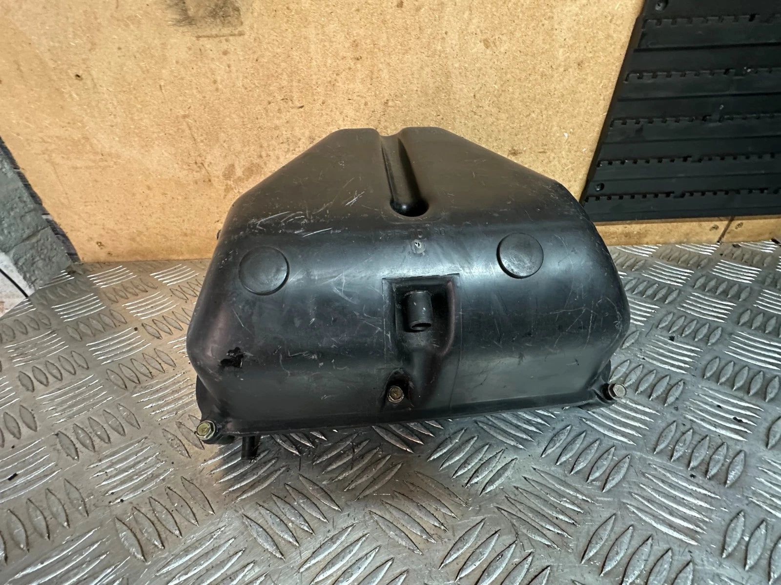 Kawasaki ZX600 Airbox Assembly Air Filter Box Intake F2 1996 Ninja ZX6R