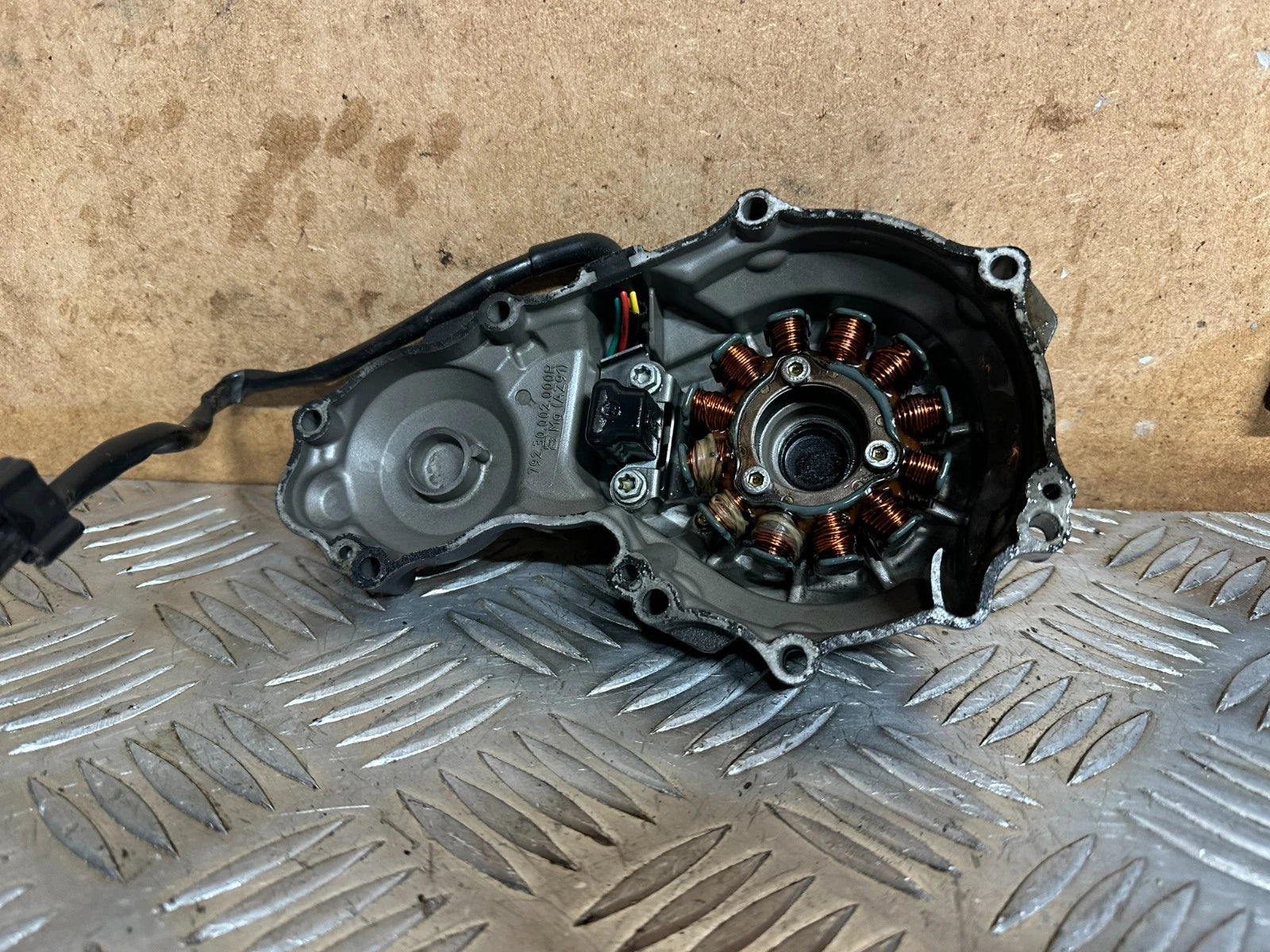 KTM SXF 350 Engine Ignition Stator Generator & Flywheel Cover SXF350 XCF SX-F