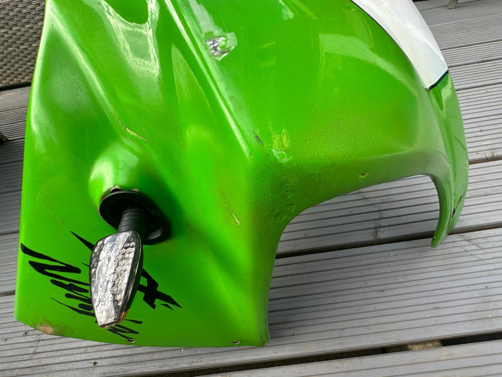 Kawasaki ZX600 Nose Cone Front Fairing Headlight Surround F2 F3 1996 Ninja ZX6R