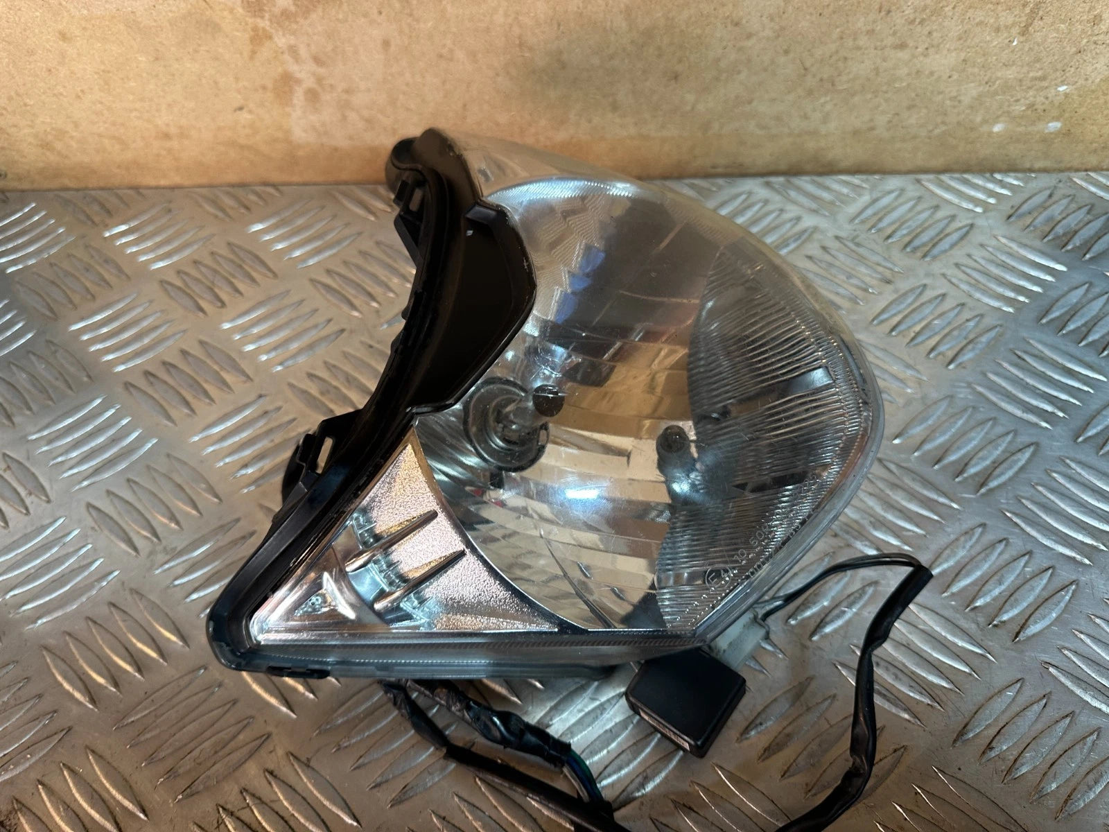 Honda CBF125 Headlight 2012 Headlamp Light With Head Light Wiring Loom CBF 125