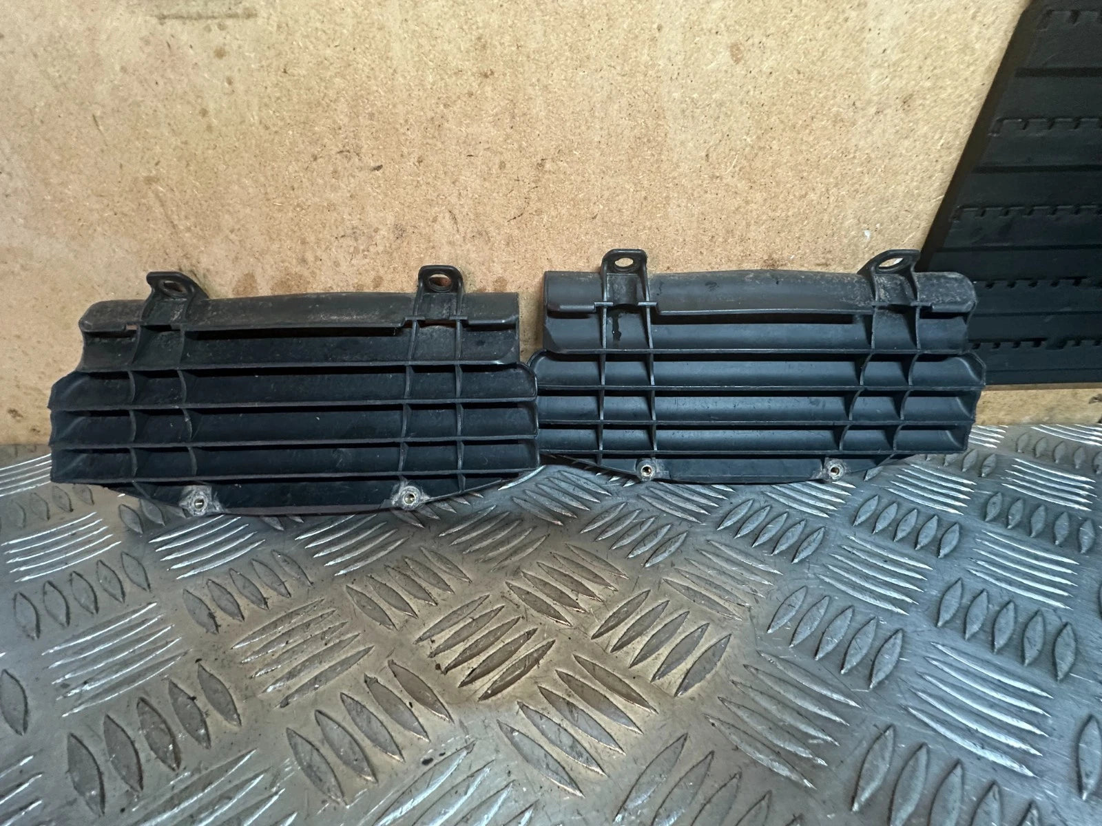KTM SXF 350 Radiator Guards Louvers Plastics Fits Many Models SXF350 XCF SX-F