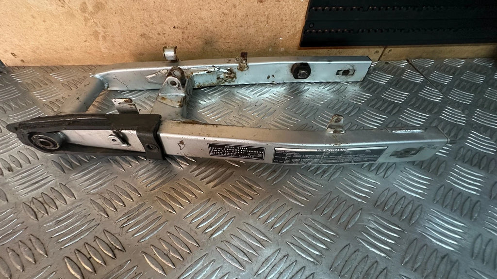 Honda CBR125R Swing Arm + Chain Adjusters & slider Carb Model 2005 CBR 125