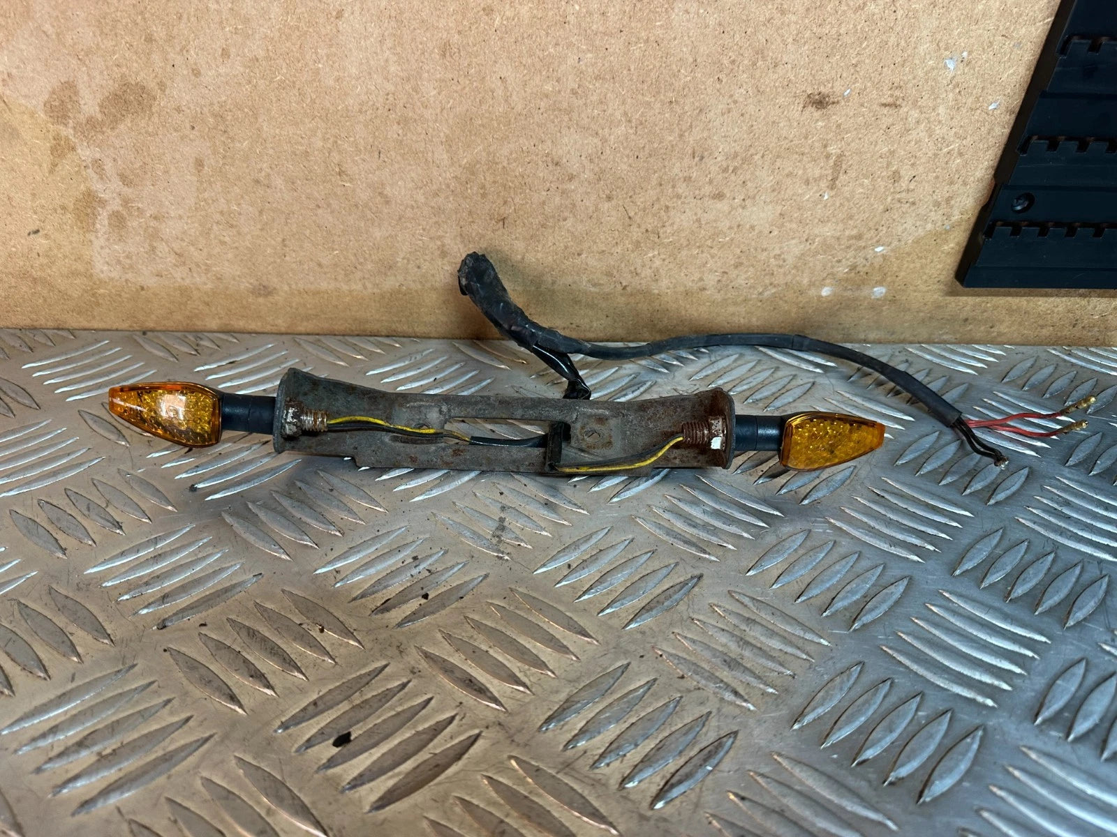 Honda CBF125 Rear Indicators & Bracket / Securing Plate 2012 CBF 125