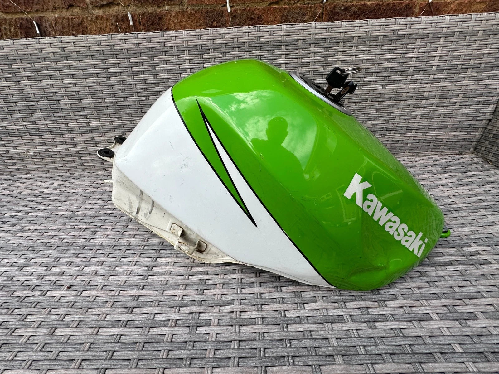 Kawasaki ZX600 Fuel Petrol Gas Tank With Cap & Key F2 F3 1996 Ninja ZX6R