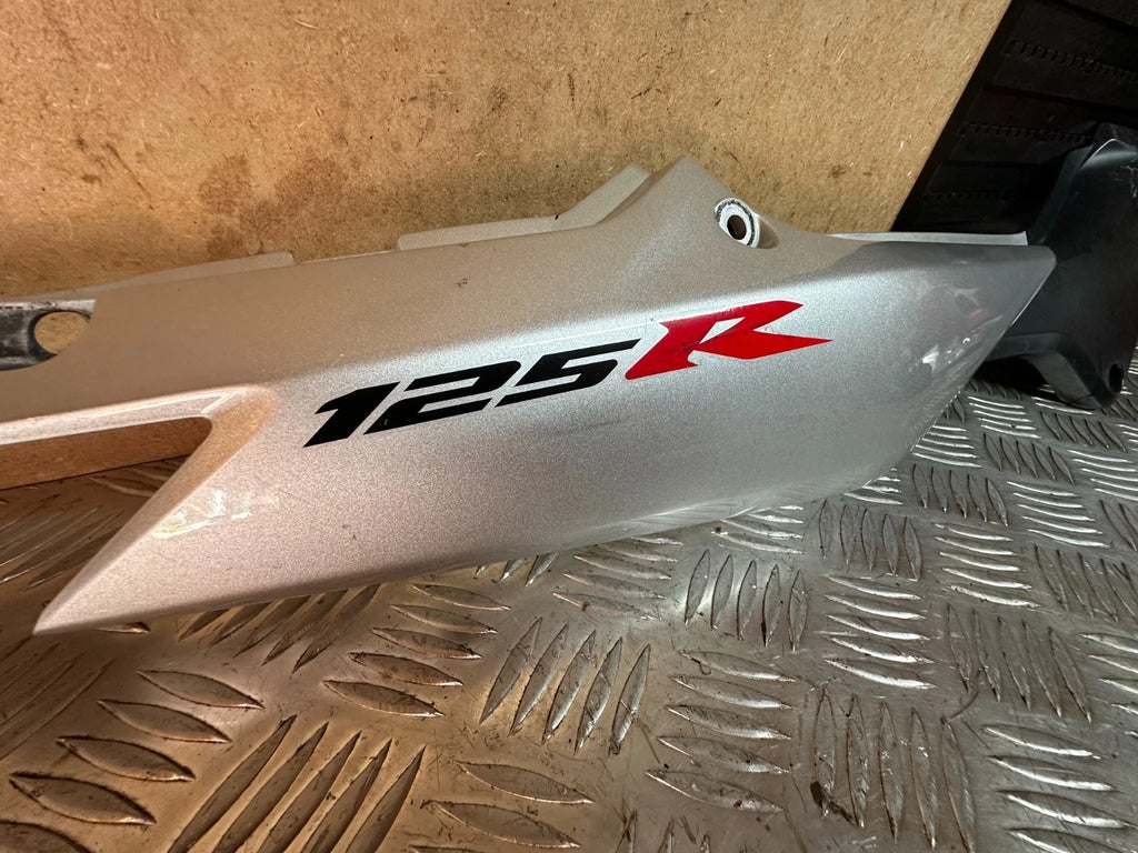 Honda CBR125R Right Rear Side Panel Fairing In Silver CBR125 2005 CBR 125
