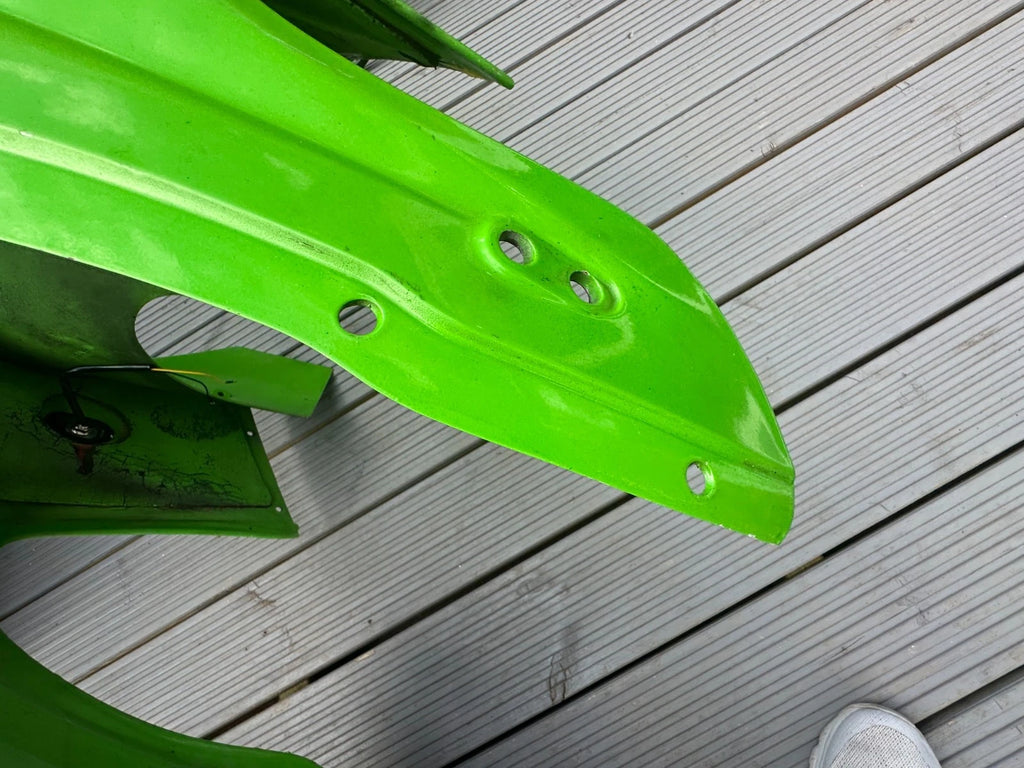Kawasaki ZX600 Nose Cone Front Fairing Headlight Surround F2 F3 1996 Ninja ZX6R