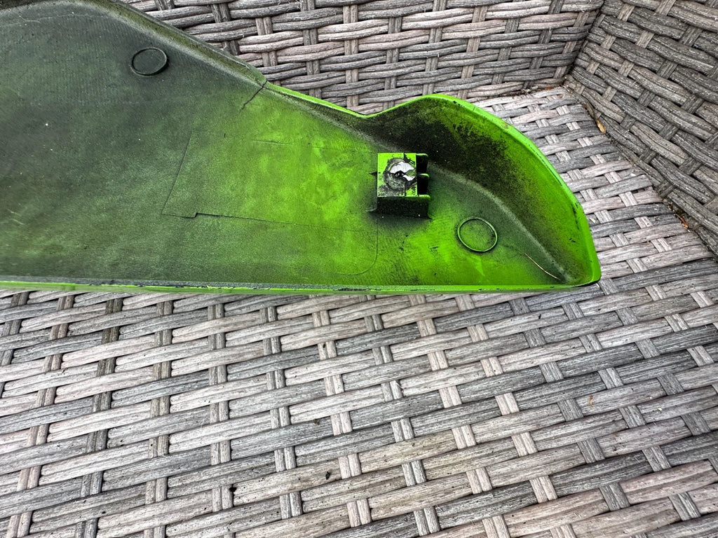 Kawasaki ZX600 Right Side Rear Fairing Panel Quite Nice F2 1996 Ninja ZX6R