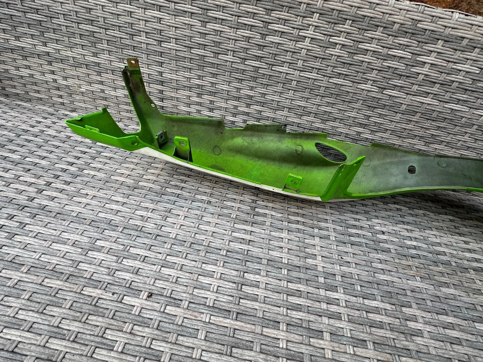 Kawasaki ZX600 Right Side Rear Fairing Panel Quite Nice F2 1996 Ninja ZX6R