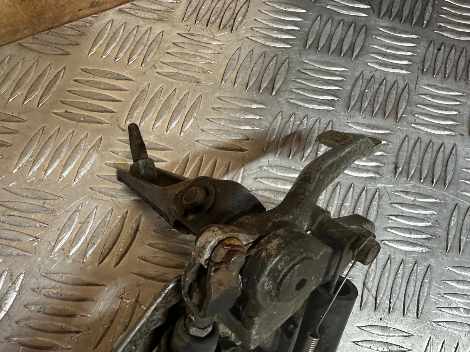 Kawasaki ZX600 Rear Brake Complete Master + Caliper + Foot Rest Hanger 1996 ZX6R