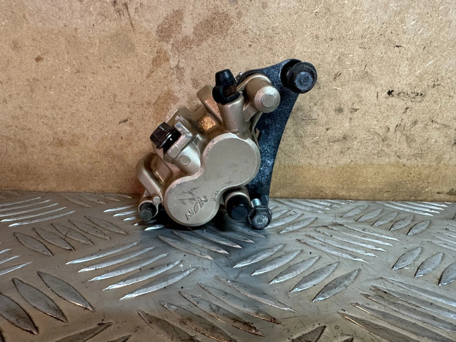 Honda CBR125 Front Brake Caliper With Bracket & Bolts 2005 CBR 125