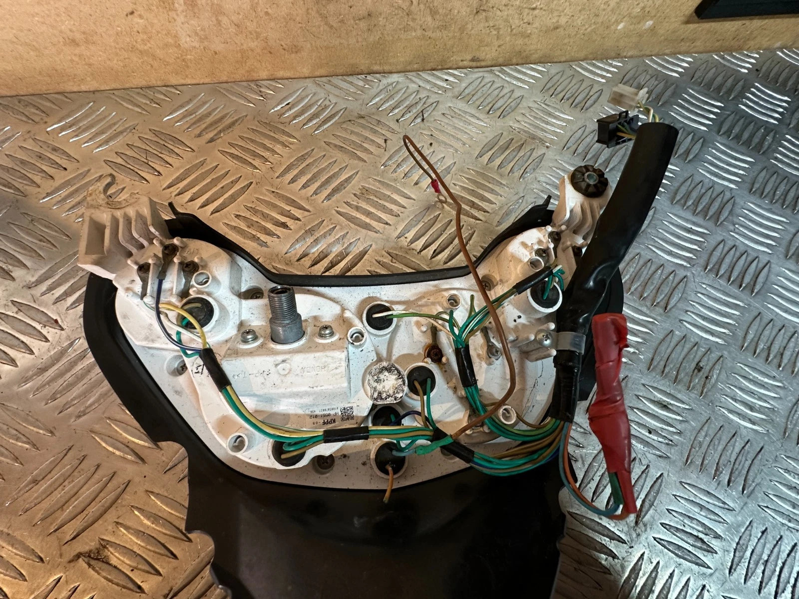 Honda CBR125R Clocks Dash Speedo Tacho 2005 CBR 125