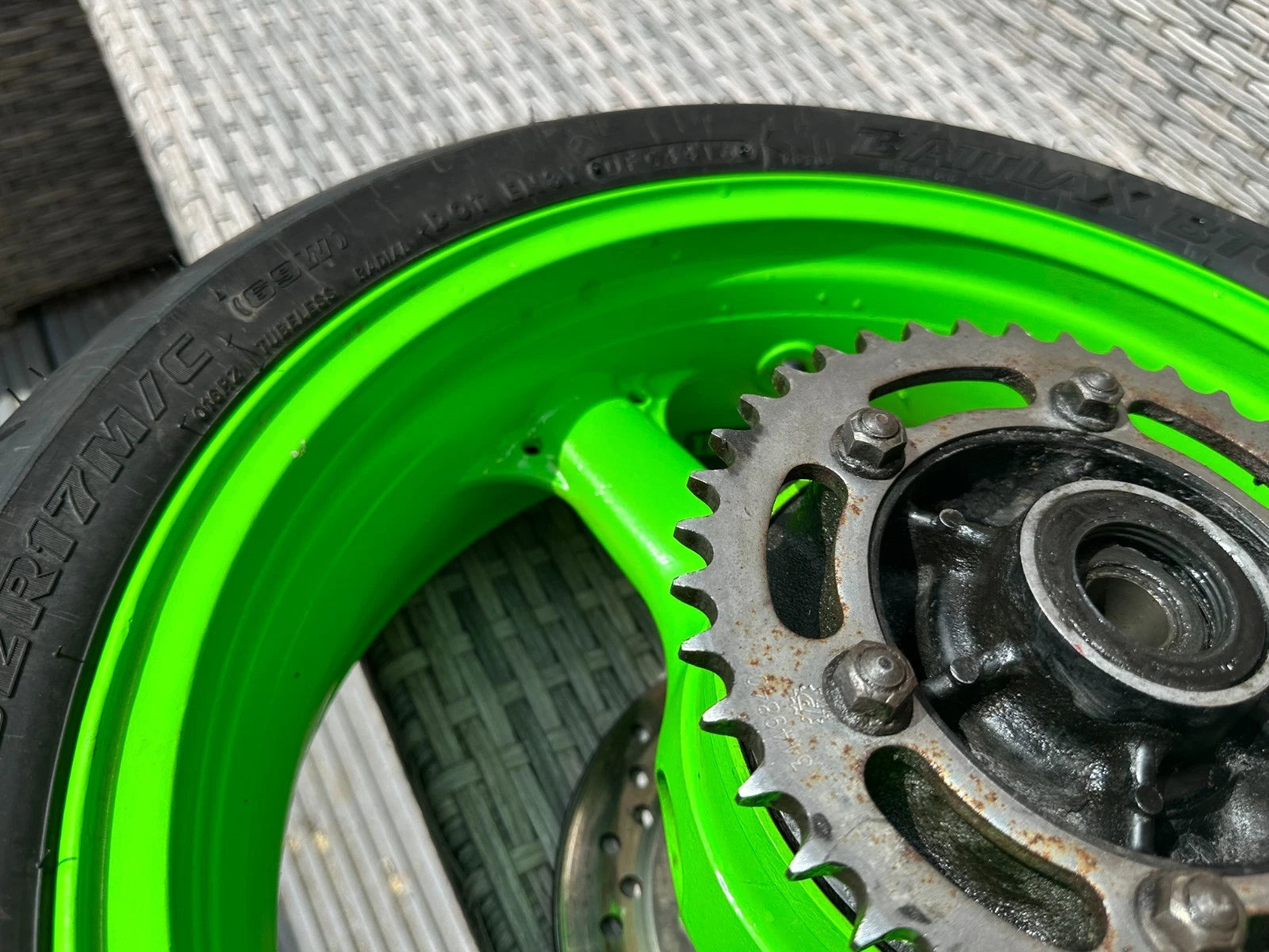Kawasaki ZX600 VGC Rear Wheel + Disc Sprocket Good Bridgestone Tyre ZXR ZX600R Used