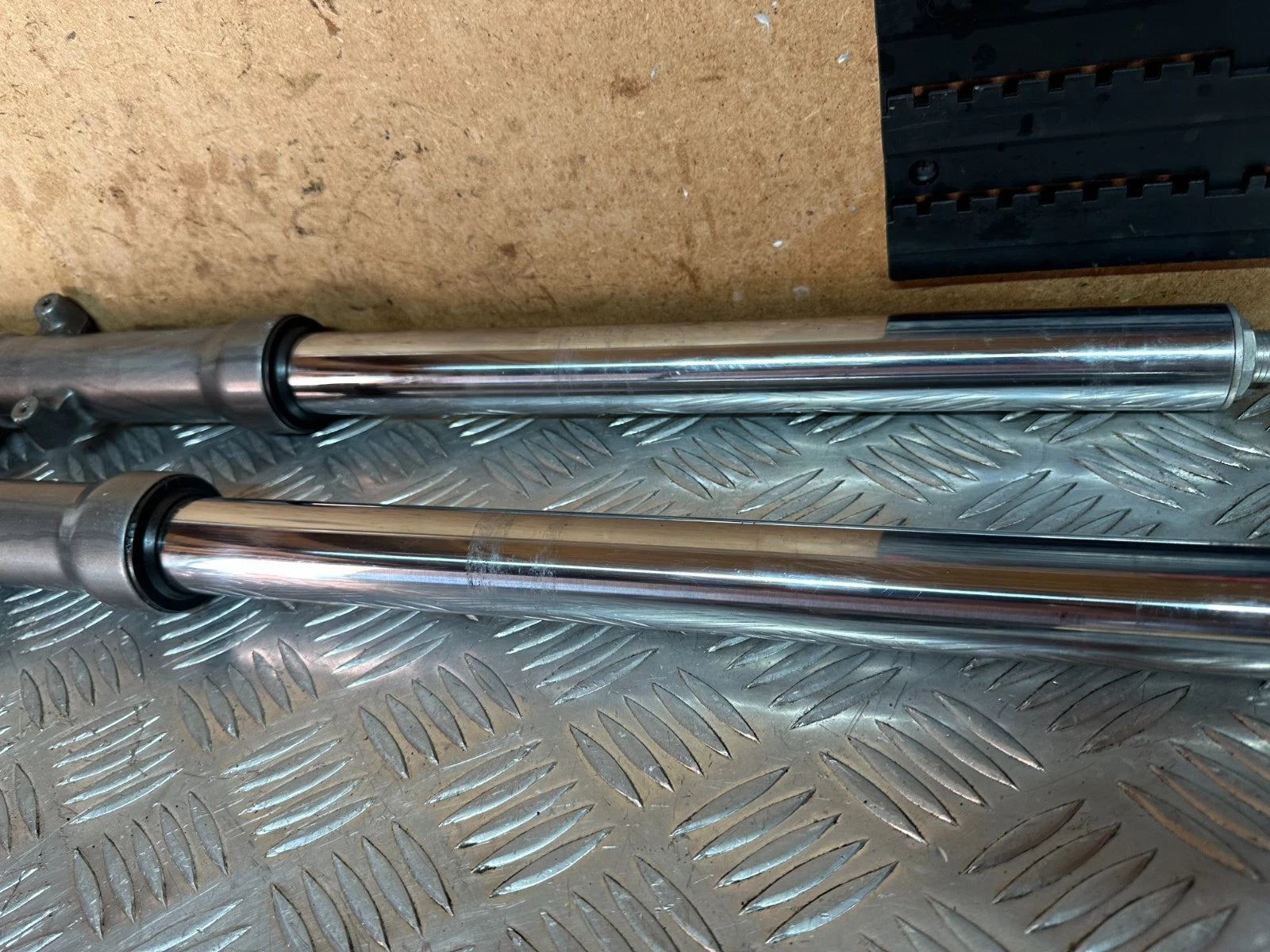 Kawasaki ZX600 Front Fork Legs Pair Forks Shocks Suspension ZX6 ZXR 1996 ZX600R