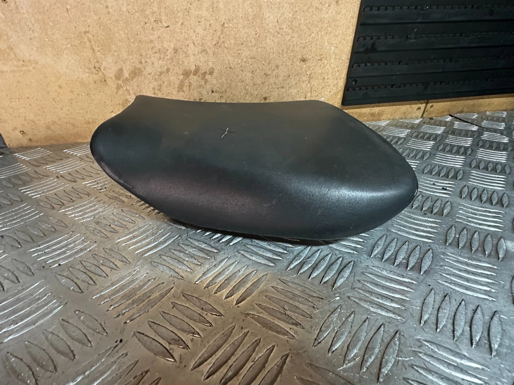 Kawasaki ZX600 Riders Seat Front Seat F2 1996 Ninja ZX6R