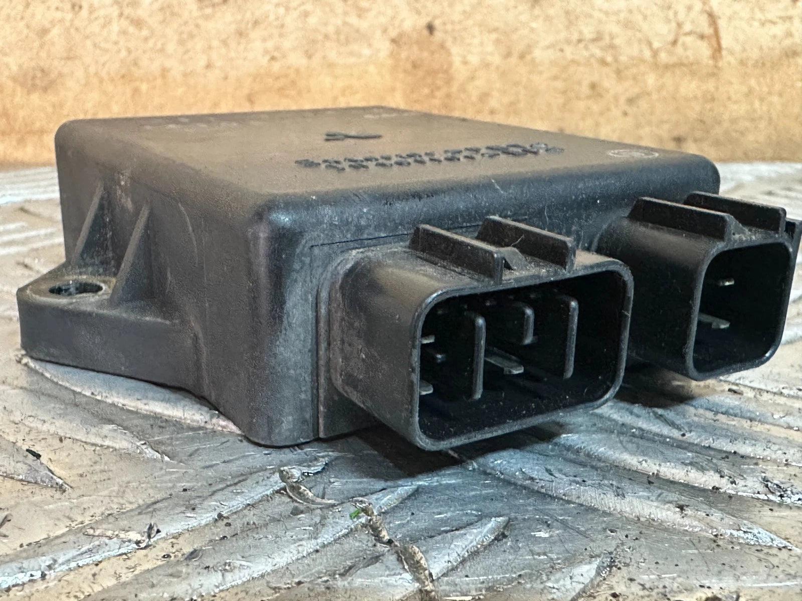 Kawasaki ZX600 ECU CDI Ignition F2 1996 Ninja ZX6R