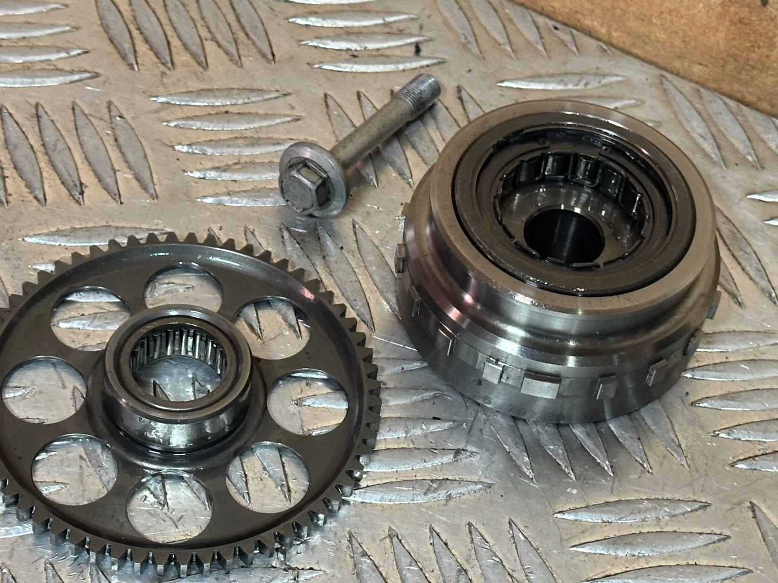 KTM SXF 350 Engine Flywheel One Way Starter Clutch Sprag Lovely SXF350 XCF SX-F